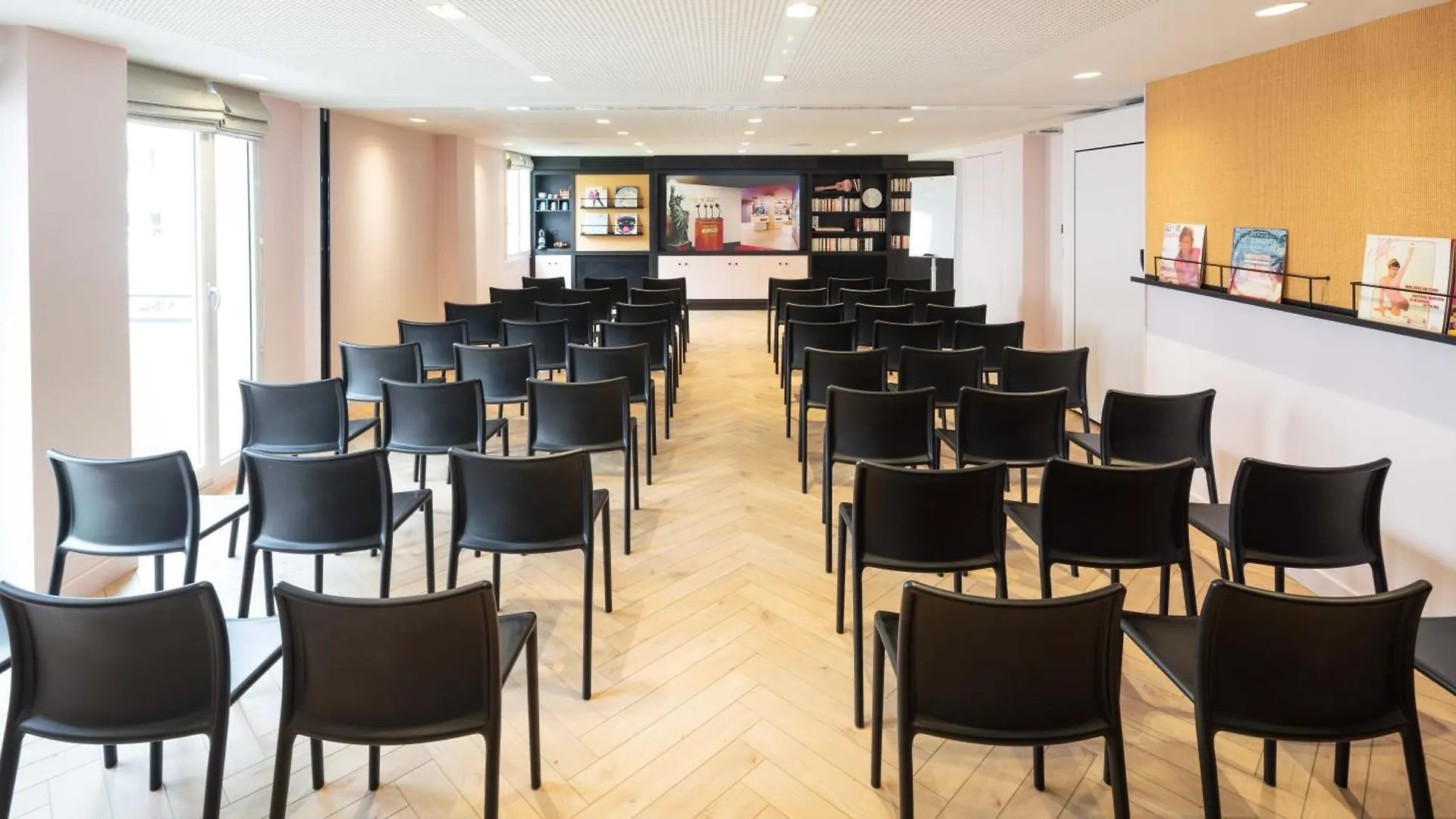 Rockypop Grenoble Hotel